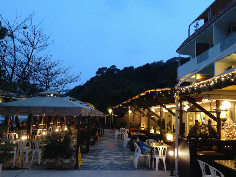 ラマ島榕樹湾エリアには「コンチェルト・イン (Concerto Inn)」というプチホテル